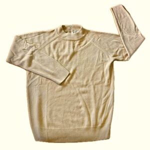 Sarah Bentley vintage PM Petite Medium Camel Colored Sweater Soft